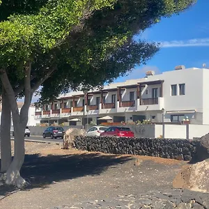Casa Marla Mit 3 Schlafzimmern Und 2 Badezimmern Puerto Calero