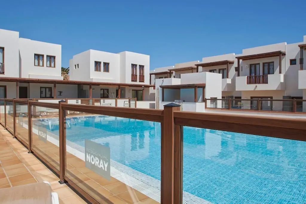 Calero Surfin - Shared Pool, 10 Minutes Walking To Harbour Apartment Puerto Calero