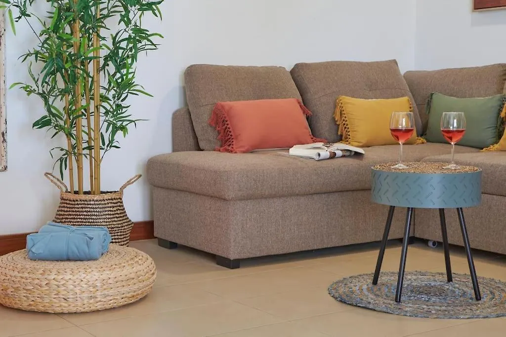 Calero Surfin - Shared Pool, 10 Minutes Walking To Harbour Apartment Puerto Calero Spain