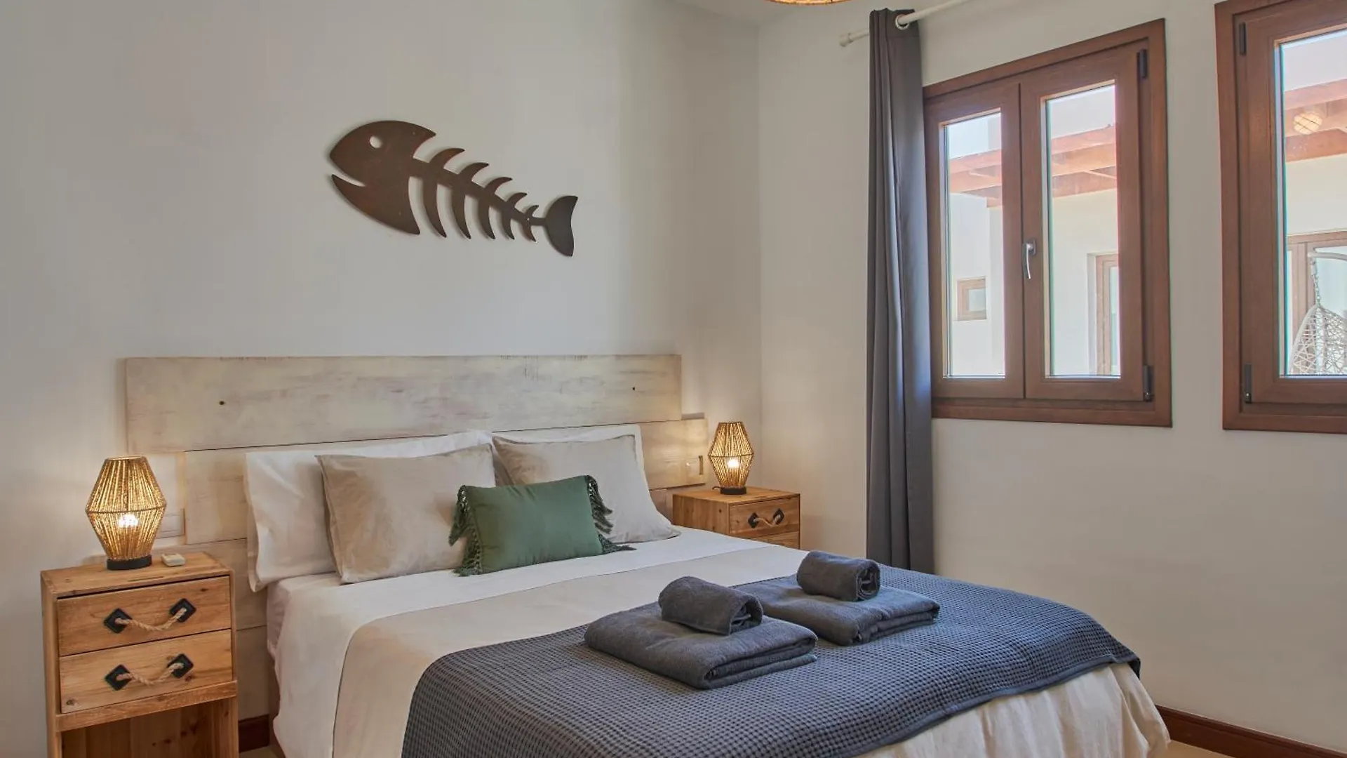 Calero Surfin - Shared Pool, 10 Minutes Walking To Harbour Apartment Puerto Calero