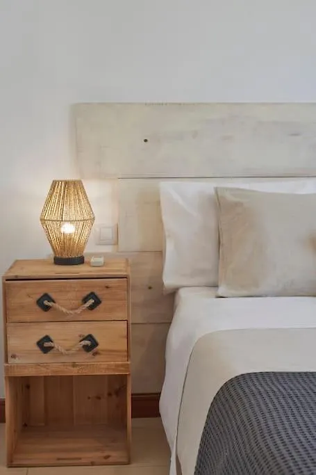 Calero Surfin - Shared Pool, 10 Minutes Walking To Harbour Apartment Puerto Calero
