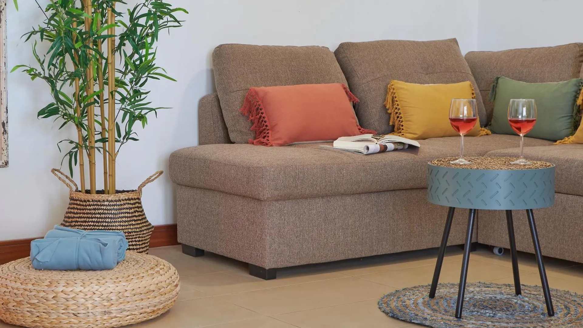Calero Surfin - Shared Pool, 10 Minutes Walking To Harbour Apartment Puerto Calero