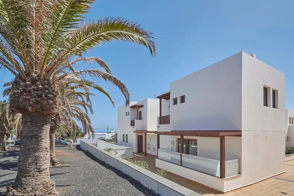 Calero Surfin - Shared Pool, 10 Minutes Walking To Harbour Apartment Puerto Calero